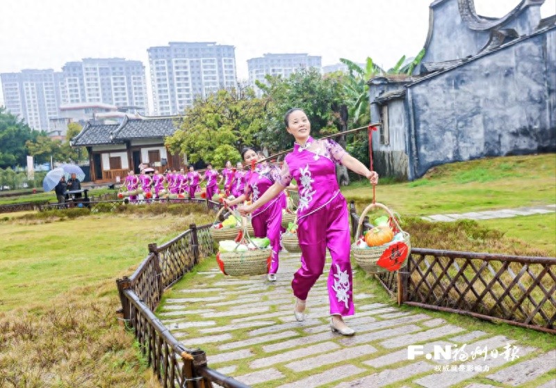 挑花担舞动千年古村，闽侯农民丰收喜悦中的乡土情怀
