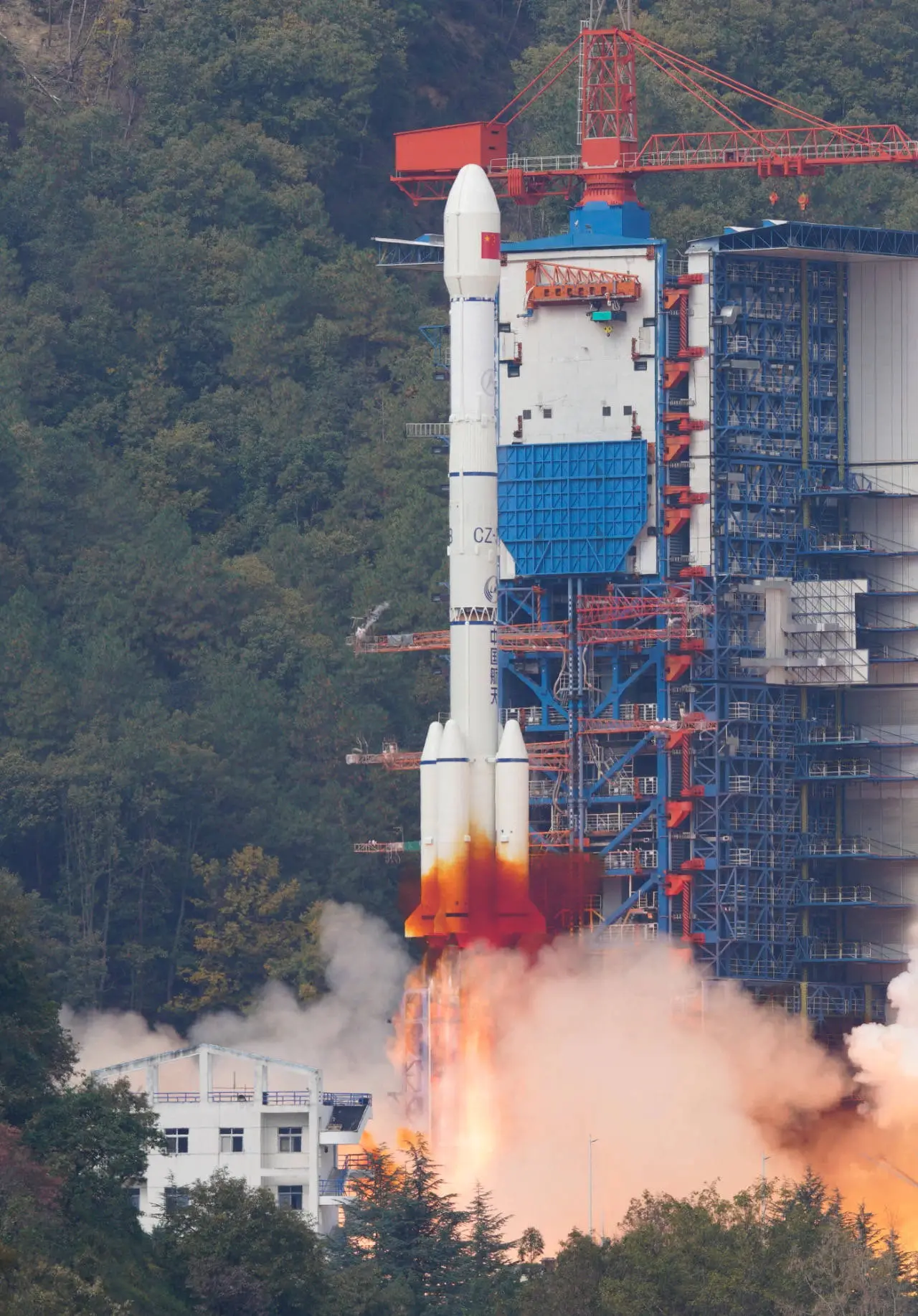 长征三号乙运载火箭成功发射通信技术试验卫星十三号，中国航天科技再创辉煌