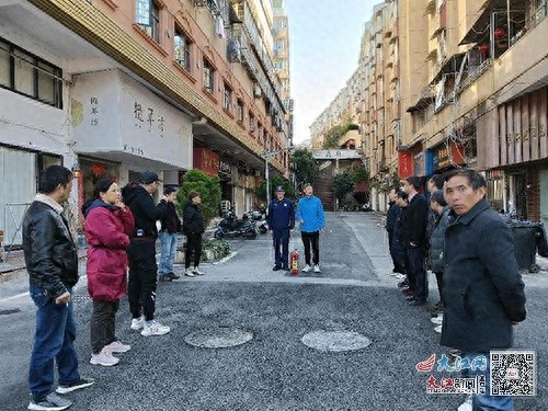 【惊险一刻】景德镇御窑社区消防演练：民宿火情模拟，教你如何逃生自救  第1张