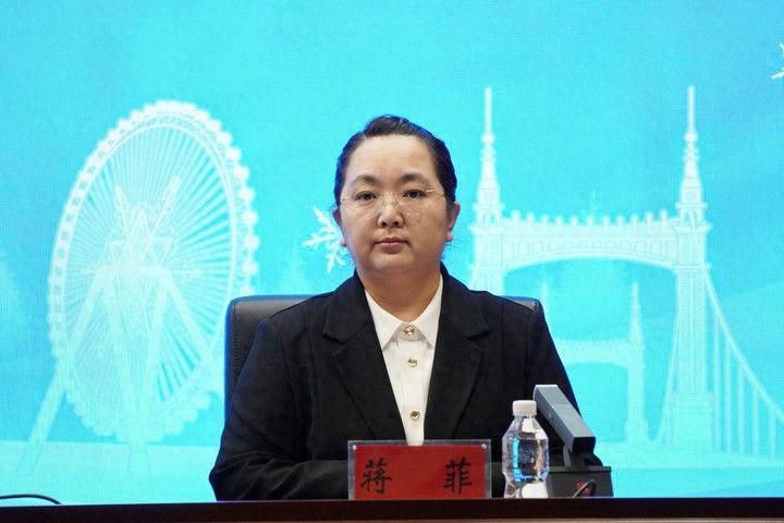 2024-2025哈尔滨冰雪季：亲子雪雕体验，家庭凝聚力与艺术魅力的双重盛宴  第1张