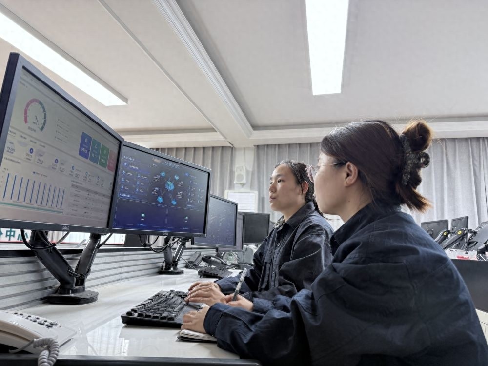 揭秘数字员工：如何用RPA机器人提升生产效率，实现工作自动化