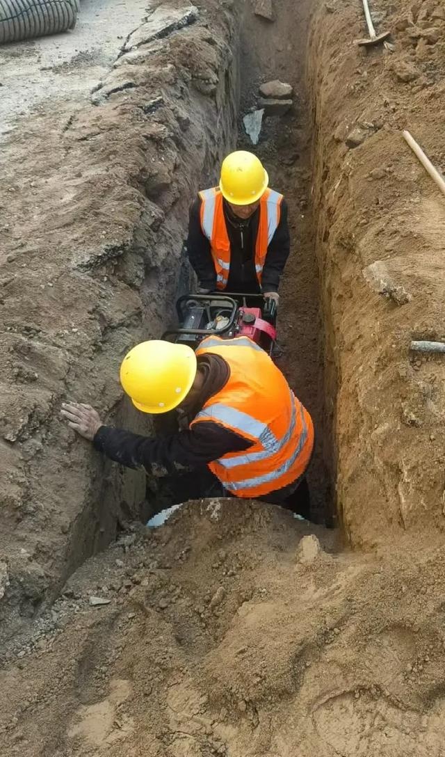 白龙庙北巷雨污改造完工，229米道路焕新颜，居民生活环境大提升