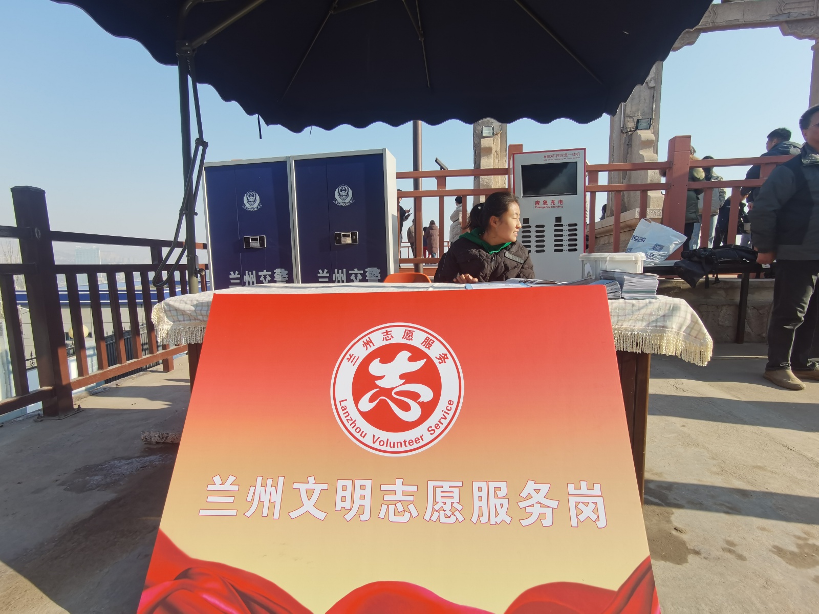 兰哈顿爆火出圈，半山门牌坊成打卡圣地，游客蜂拥而至，你还在等什么？  第3张