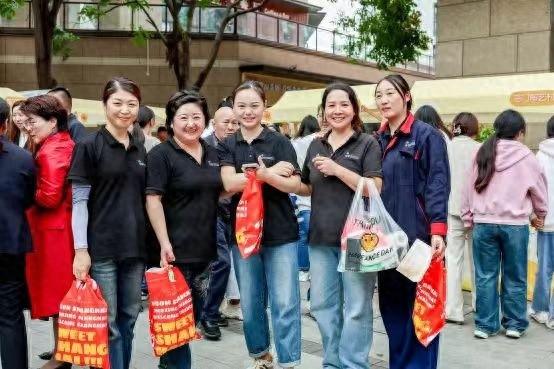 嘉昆太三城联动！40 多家优质供应商齐聚，这场职工集市活动太精彩了