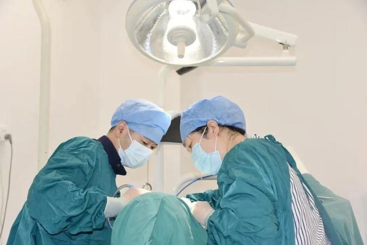 跨越两千多公里，他打飞的来海门就为找她  第2张