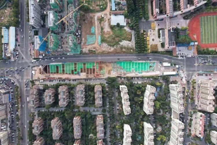 地铁 15 号线文阳路站基坑开挖，面临多重挑战，他们如何应对？  第1张