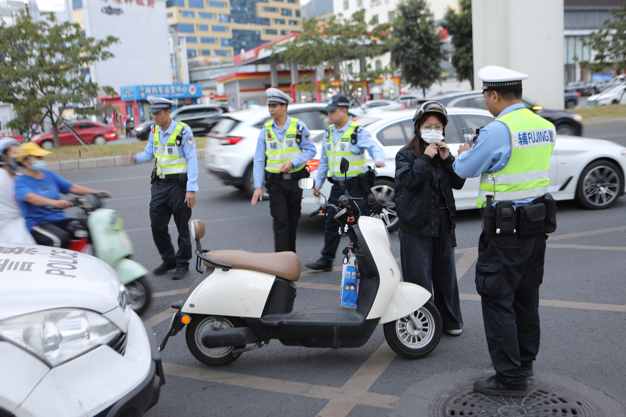 大浪街道启动交通安全百日攻坚整治行动，你准备好了吗？  第4张