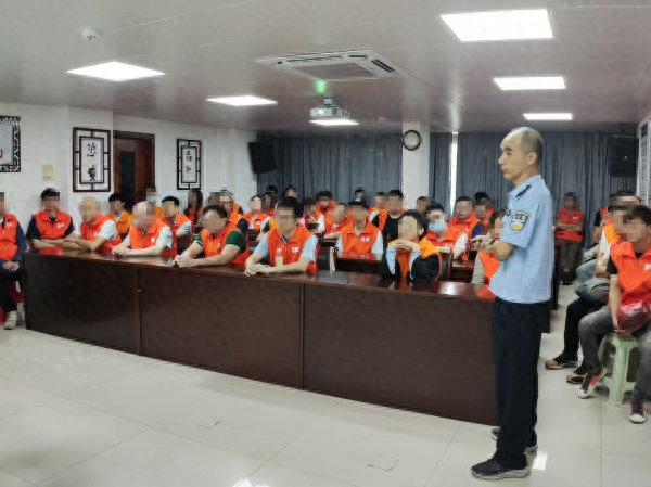 54 名社矫对象参加警示教育活动，筑牢规范之基，踏稳社矫第一步  第1张