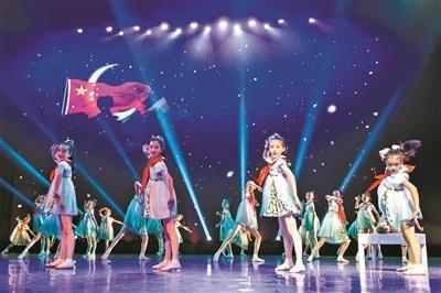 小海燕舞蹈团：30 余年教学成果，用舞蹈诠释美与正能量  第2张