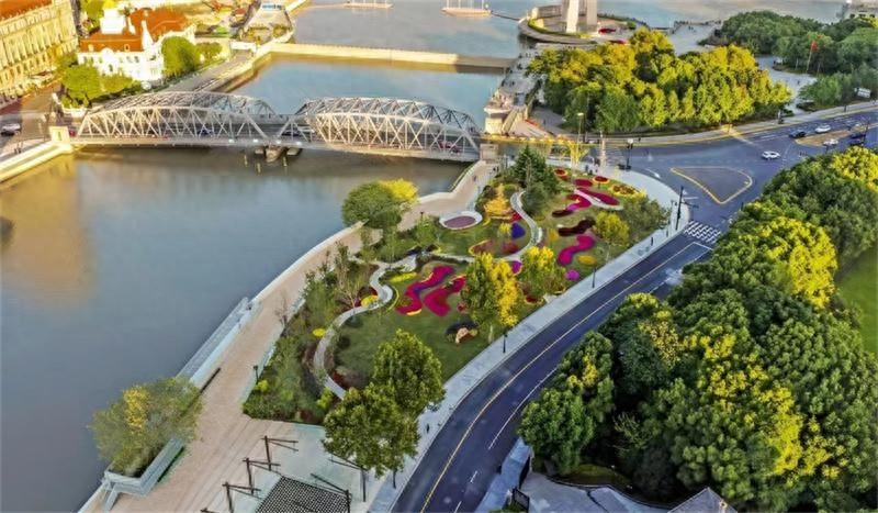 中交三航局承建工程荣获金石工程称号，苏州河南岸景观提升工程意义重大
