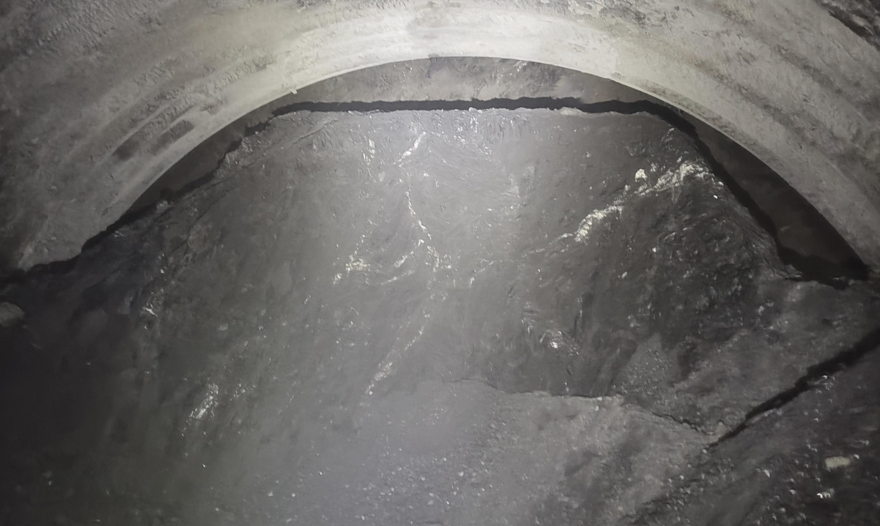中交一公局七公司成功穿越厄哩寨隧道破碎带，背后付出了怎样的努力？
