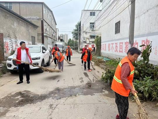 中牟县广惠街街道环境整治行动：打造干净整洁、规范有序的辖区环境  第2张