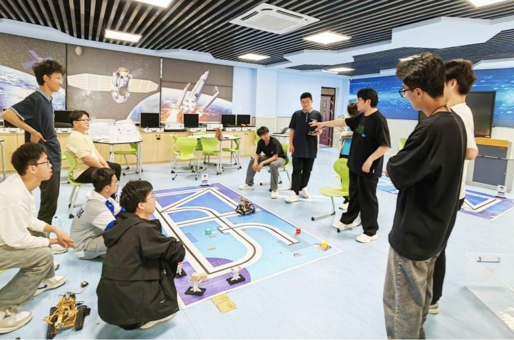 投入超 10 亿！肥西县智慧学校建设成效显著，推动县中振兴  第2张