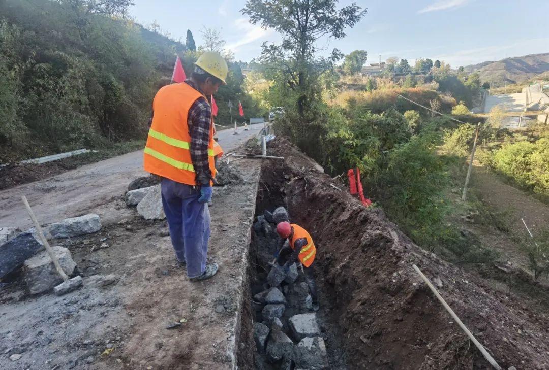 修复农村公路，消除安全隐患，暖了百姓心  第2张