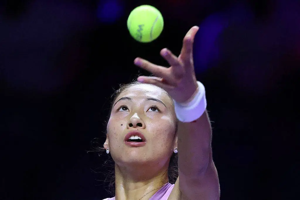 郑钦文力挽狂澜！击败莱巴金娜保留出线希望  第3张