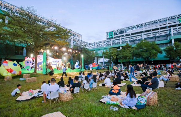 东莞工程师日：科技与音乐的奇妙碰撞，感受城市之光的温暖拥抱  第2张