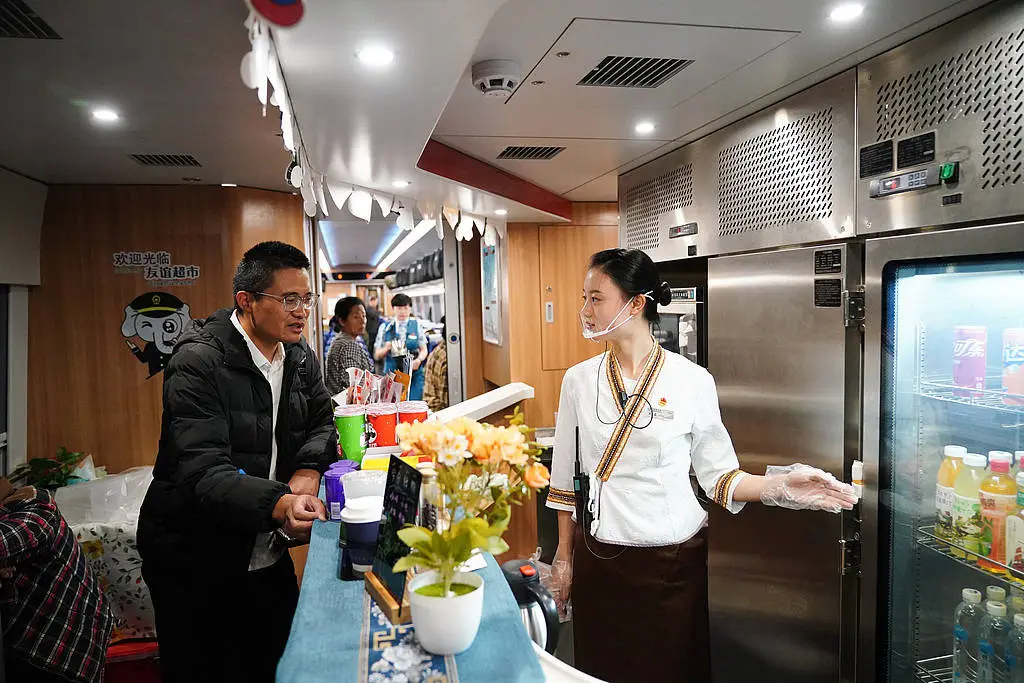 中老铁路三周年：1035公里见证4300万旅客与4830万吨货物的奇迹之旅  第9张
