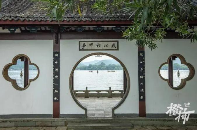 香奈儿2024/25高级手工坊系列大秀：从巴黎到杭州，一场跨越时空的东方诗意之旅  第3张