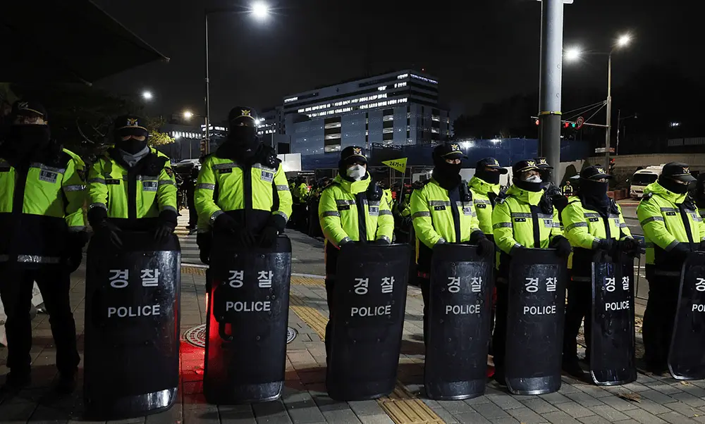 6小时惊魂！韩国总统尹锡悦紧急戒严令背后的真相揭秘
