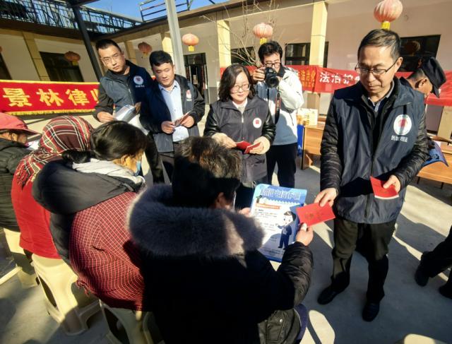 12月3日济南彩石街道宪法日宣传：宪法的力量，就在你我身边  第2张