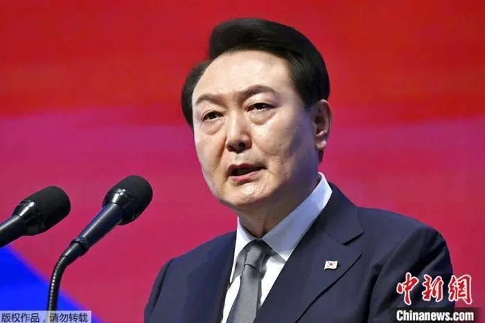 韩美同盟根基动摇？美国密切关注韩国局势，民主主义面临考验
