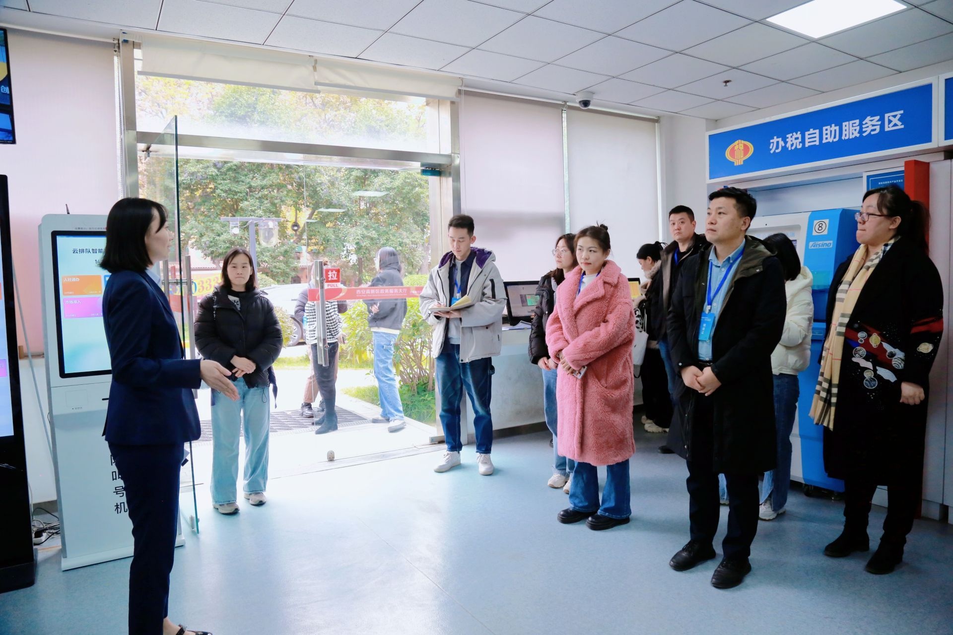 揭秘西安高新区政务服务新模式：创业咖啡街区如何点燃区域经济活力？  第4张