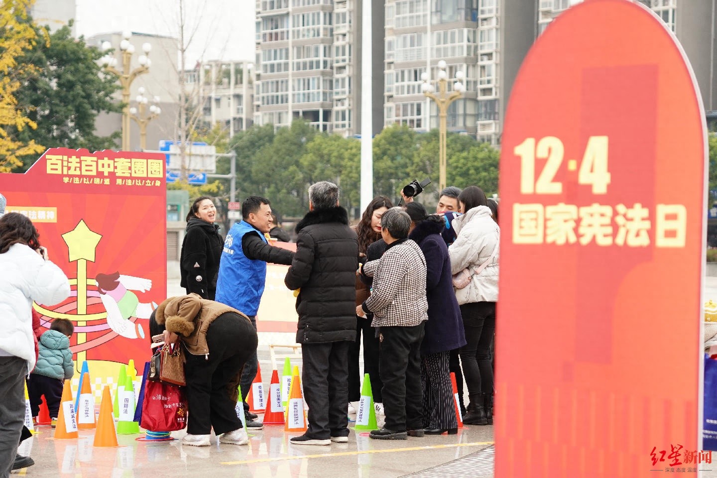 成都市宪法宣传周：70周年庆典，12项活动掀起全民学法热潮
