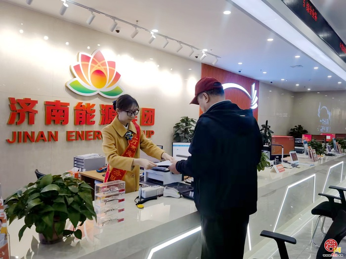 济南能源集团暖心行动：适老化服务传递冬日温情，志愿者一对一服务老年人  第4张