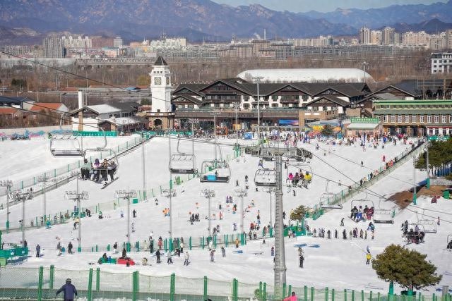 南山滑雪场盛大开板，雪道升级迎接万名滑雪爱好者，你准备好了吗？