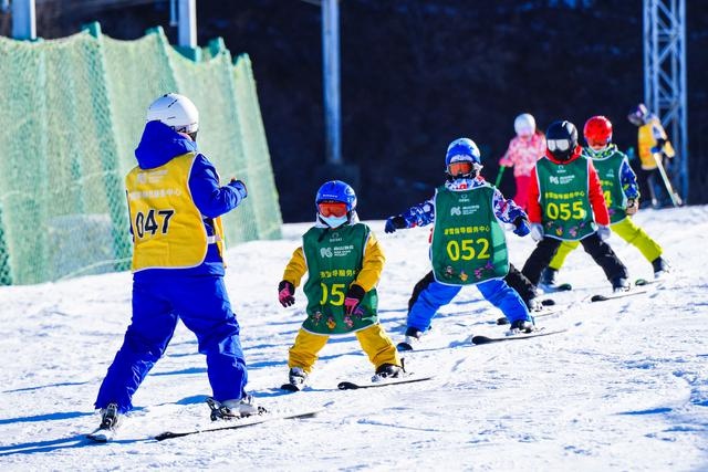 南山滑雪场盛大开板，雪道升级迎接万名滑雪爱好者，你准备好了吗？  第3张
