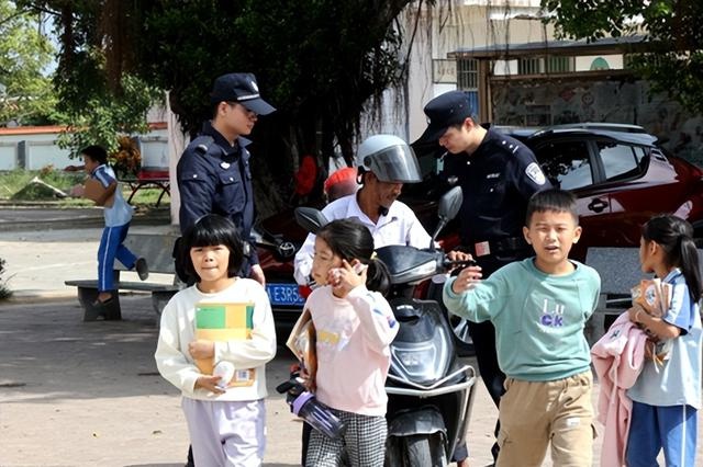 12月4日，你真的知道是什么日子吗？揭秘宪法日背后的故事与意义  第2张