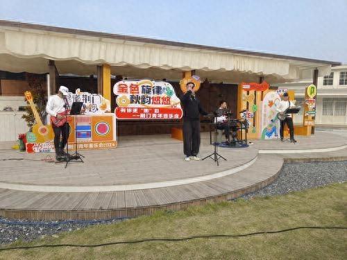 金色旋律·秋韵悠悠，荆门青年音乐会激情开唱  第1张