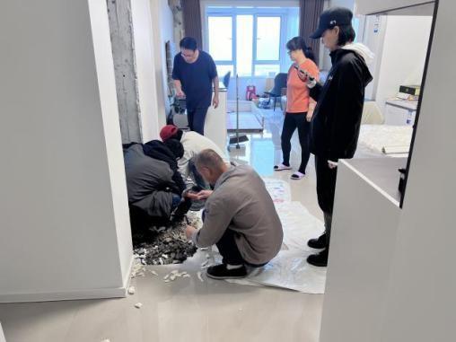 丰台区一小区暖气漏水，街道社区接诉即办，快速解决居民烦心事  第2张