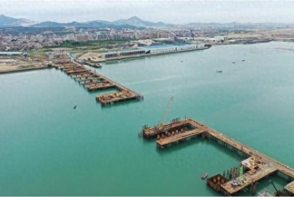 1.5 万吨钢材打造的莲嶝大桥，建设速度关乎整个项目工期  第1张