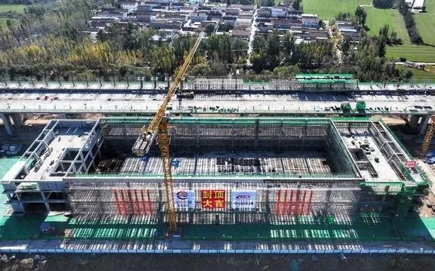 10454.64㎡！惠民站站房主体结构顺利封顶，将成当地首个铁路客运站房