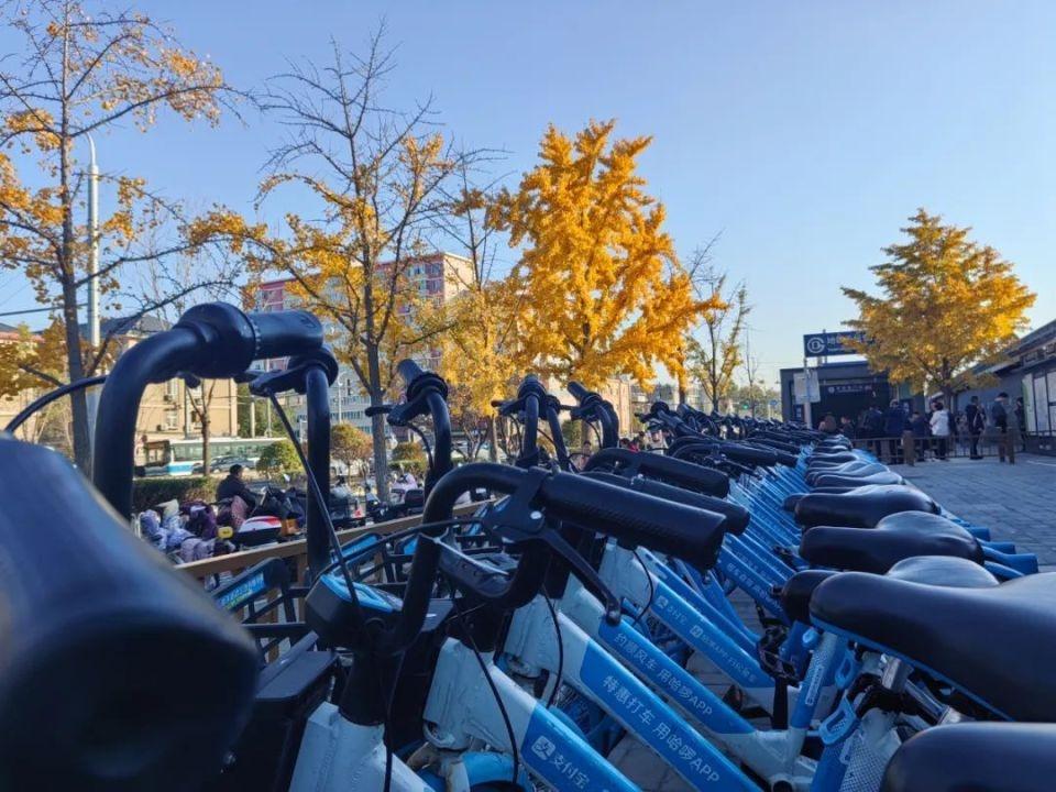 天坛东门停放秩序明显改善，增加非机动车停车位 220 个，你还不来看看？  第3张