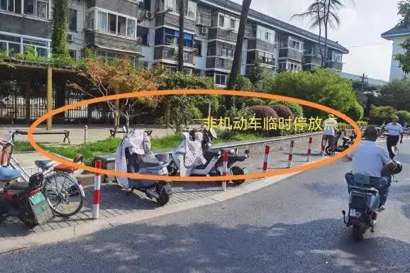 5749 名学生，两条车道，早晚高峰如何安全通行？  第11张