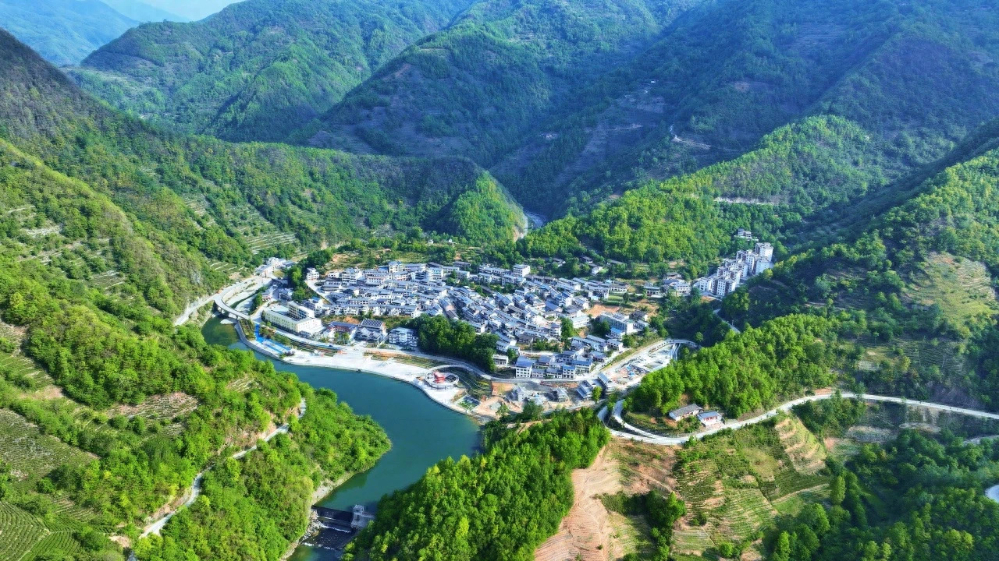 武都区美丽河湖建设：守护一方碧水清波，打造生态宜居家园  第1张