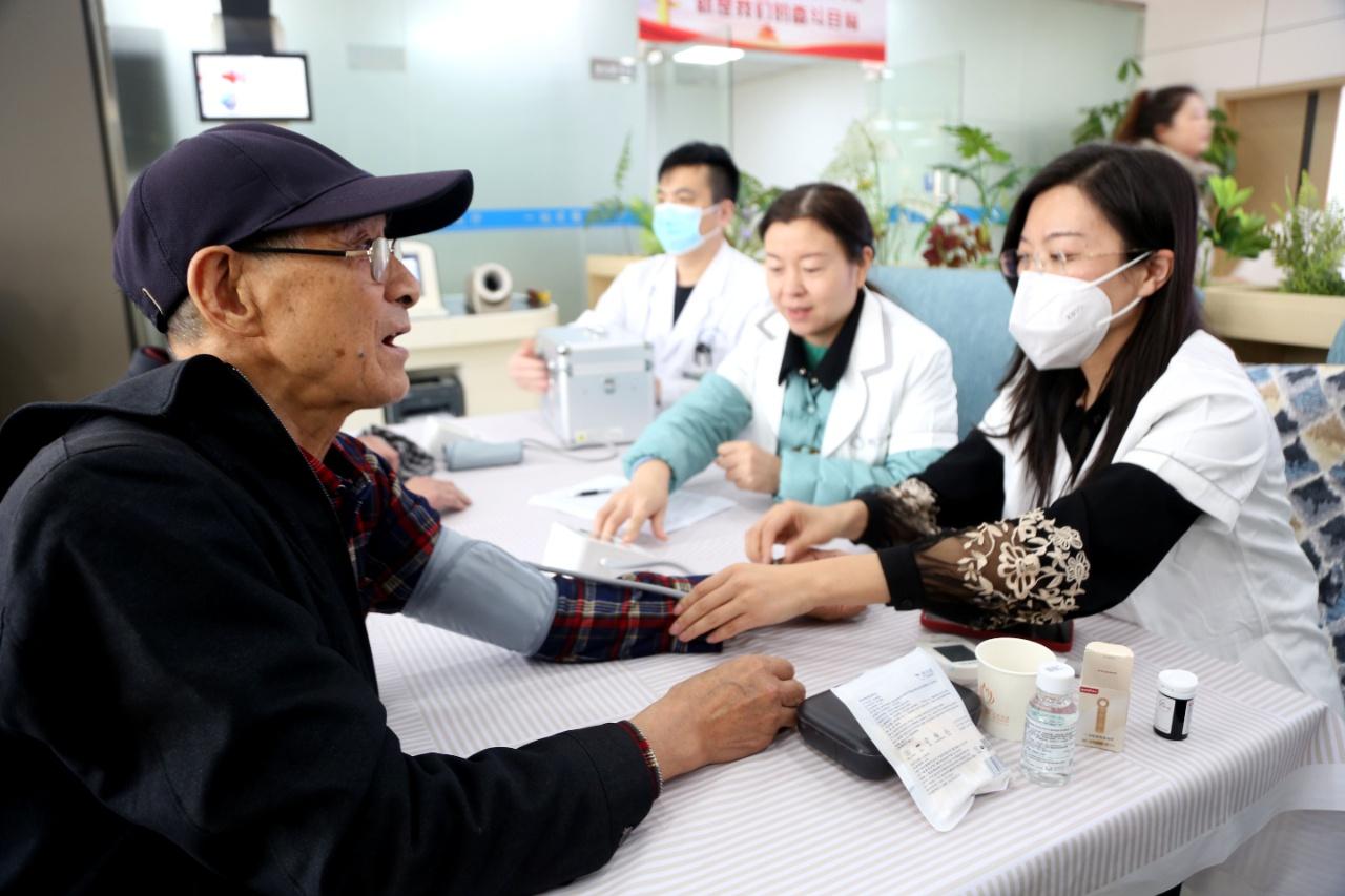 江苏这个社区，让老人在家门口享受智慧服务，幸福感爆棚  第5张