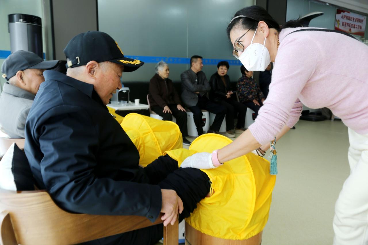 江苏这个社区，让老人在家门口享受智慧服务，幸福感爆棚  第7张