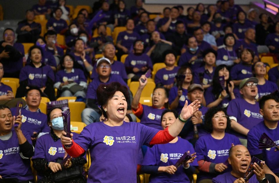 女排超级联赛常规赛 A 组第四轮，天津渤海银行队主场 2 比 3 不敌北京北汽队  第8张
