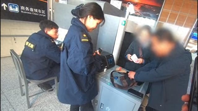 5000元看病钱遗失火车站，民警20分钟神速找回，温暖人心  第1张
