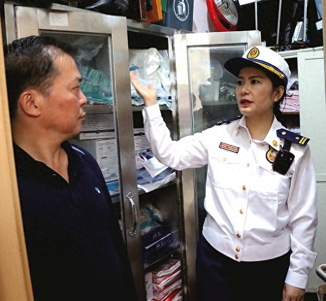 25年消防女战士陆隆华：用温柔与坚毅守护每一寸安全，解燃眉之急  第1张