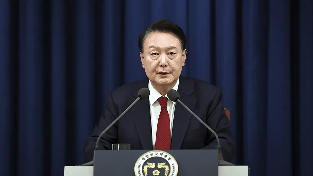 韩国政坛惊天逆转！尹锡悦紧急戒严令发布6小时后闪电解除，政坛地震持续发酵  第1张