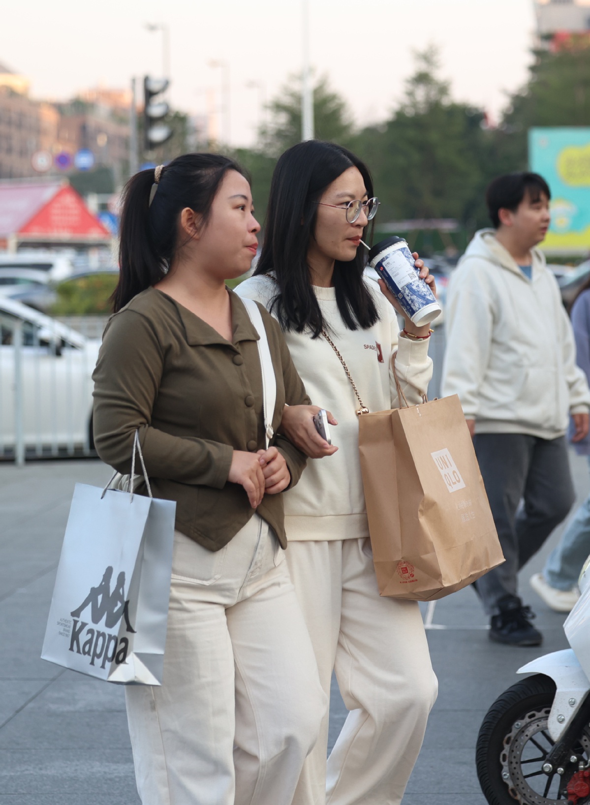 东莞天气大变脸！一天经历四季，短袖空调齐上阵，你准备好了吗？  第3张