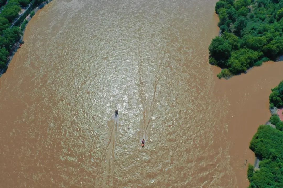 黄河之滨,兰州的灵魂坐标:探寻千年古都的灵性与浪漫 第2张 黄河之滨,兰州的灵魂坐标:探寻千年古都的灵性与浪漫 第2张