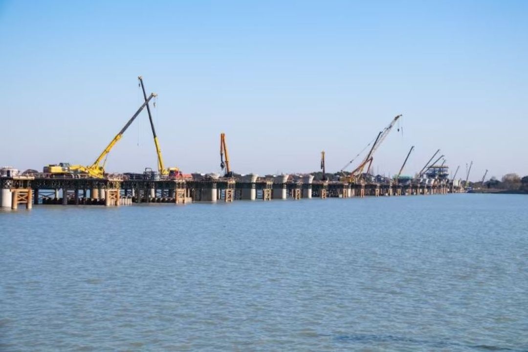 沪苏湖高铁：跨越湖光，叩响湖州繁华新篇，探路者与建设者的钢铁巨龙传奇  第4张