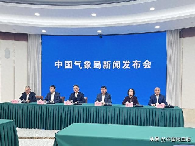 11月气温创历史新高，强冷空气降温来袭！中国气象局发布会揭秘极端天气背后的真相