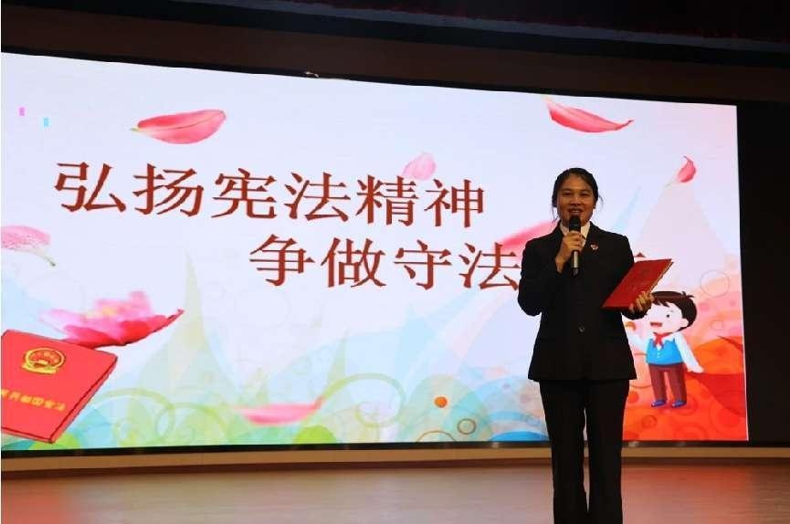 2024宪法宣传周：营山县检察院零距离讲法，法润心田，宪法精神深入人心  第2张