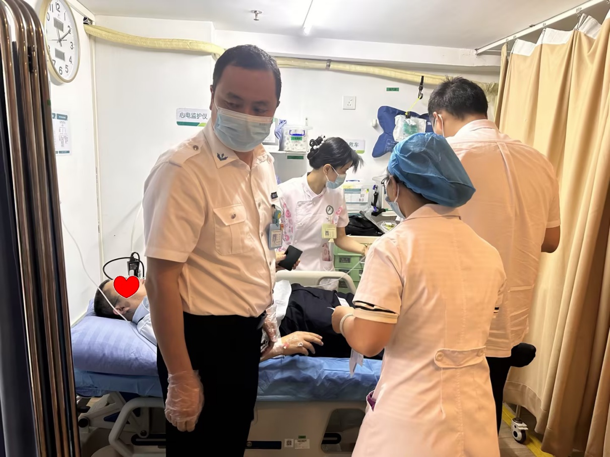 深圳社康高效抢救心脏疾病公交司机，绿色通道挽救生命奇迹  第2张